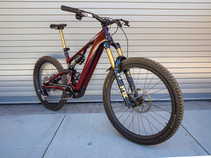 DEMO LEVO SW CARBON G4 REDPRL/BLK/METWHTSIL S4