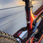 DEMO LEVO SW CARBON G4 REDPRL/BLK/METWHTSIL S4