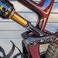 DEMO LEVO SW CARBON G4 REDPRL/BLK/METWHTSIL S4