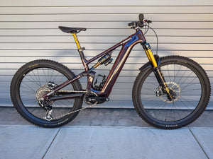 DEMO LEVO SW CARBON G4 REDPRL/BLK/METWHTSIL S2