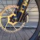 DEMO LEVO SW CARBON G4 REDPRL/BLK/METWHTSIL S2