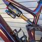 DEMO LEVO SW CARBON G4 REDPRL/BLK/METWHTSIL S5