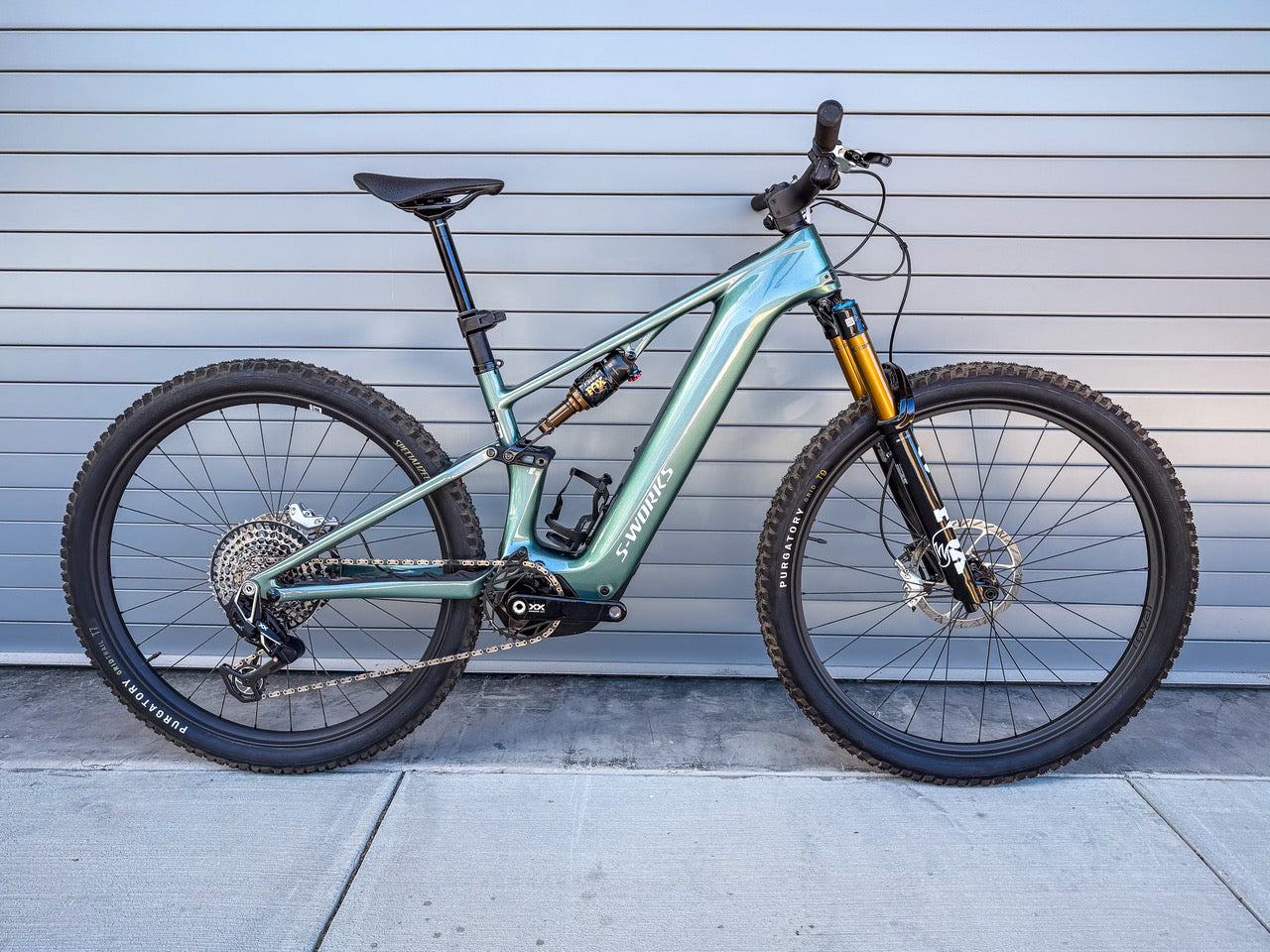 DEMO LEVO R SW FJDMET/WHT S3 - 29