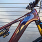 DEMO LEVO SW CARBON G4 REDPRL/BLK/METWHTSIL S3