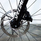 DEMO TARMAC SL8 EXPERT AXS METOBSD/REDPRL/WHT 56
